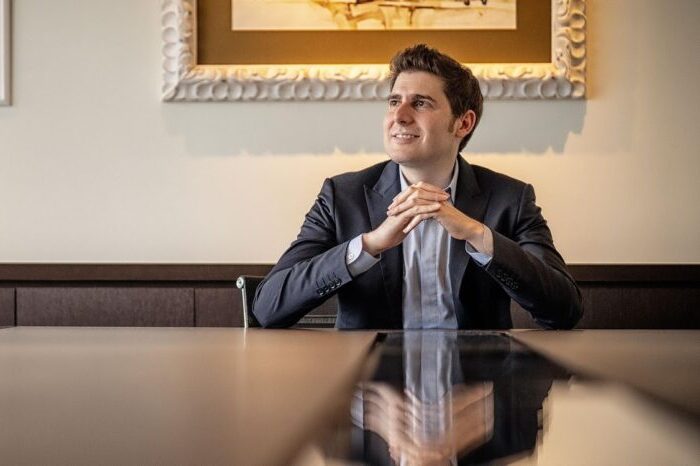 Quem é O Megainvestidor Eduardo Saverin? - Conteúdos Sobre ...