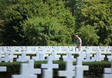 Investir em cemitérios pode ser muito mais lucrativo do que você imagina