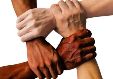 Vaquinha virtual: o que é e como funciona essa forma de arrecadar dinheiro pela internet