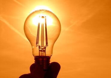 Com aumento de 49% da bandeira tarifária teremos novos rumos para a Energia Solar?