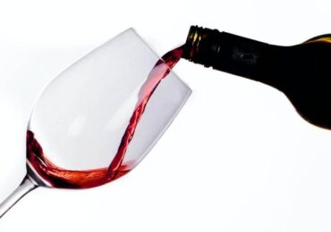 Você já pensou em investir em vinhos finos?