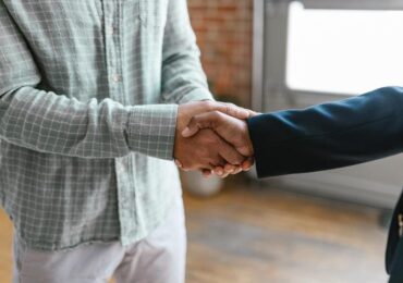 Investimento anjo: o que é e como conseguir para sua empresa