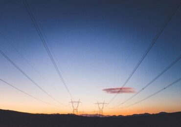 Como investir em ações de energia na bolsa? Confira o guia completo