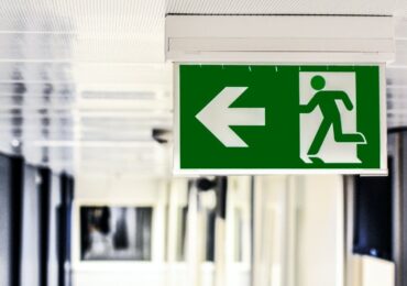 Por que tantas empresas estão cancelando IPOs e buscando investidores privados?