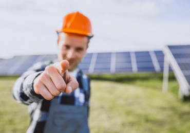 R$ 50 bi serão investidos em energia solar em 2023; saiba como investir também