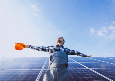 Não deixe a inflação corroer seu patrimônio: conheça o investimento com IPCA +15,29% a.a. e renda mensal por três décadas