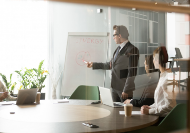 “Investimento direto não é jogo de amadores”, diz especialista, após family offices reverem estratégia