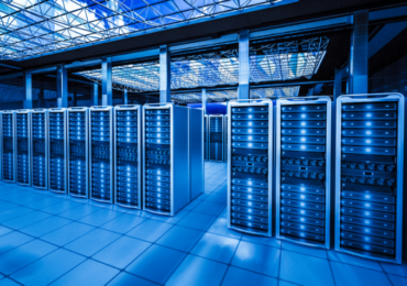 Data Centers no Brasil: A Tese de Investimento na Infraestrutura da Economia Digital